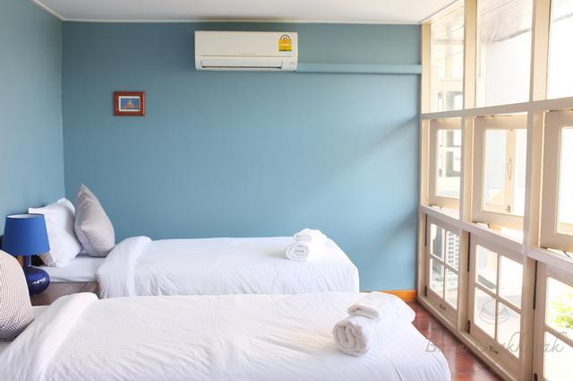 Baan Ongkharak Bed & Breakfast (Adults Only) Bangkok Ngoại thất bức ảnh